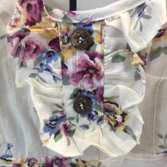 EUC Charlotte Russe Cream Flower Dress - Picture 3 of 6